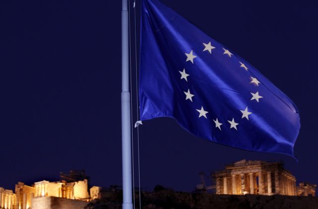 Διαψεύδει η Αθήνα «δεύτερες σκέψεις» για πρόωρη έξοδο από το πρόγραμμα